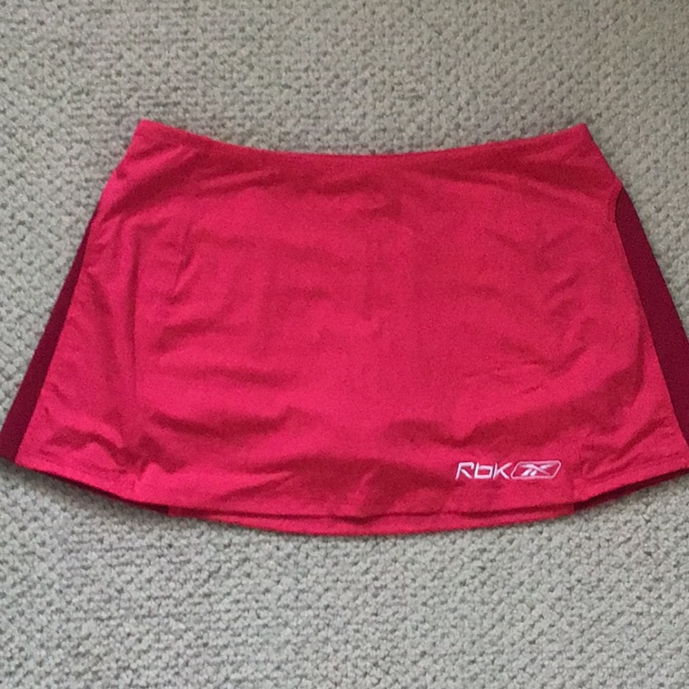 Reebok tennis skirt. Medium.